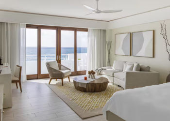 Beachfront Jr Suite